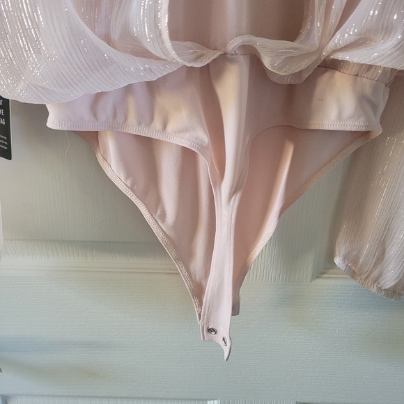 Sheer/Polyester Body suit - Picture 7 of 7